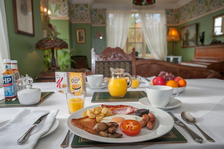 Bed and Breakfast Ardwyn House Llanwrtyd Wells Esterno foto